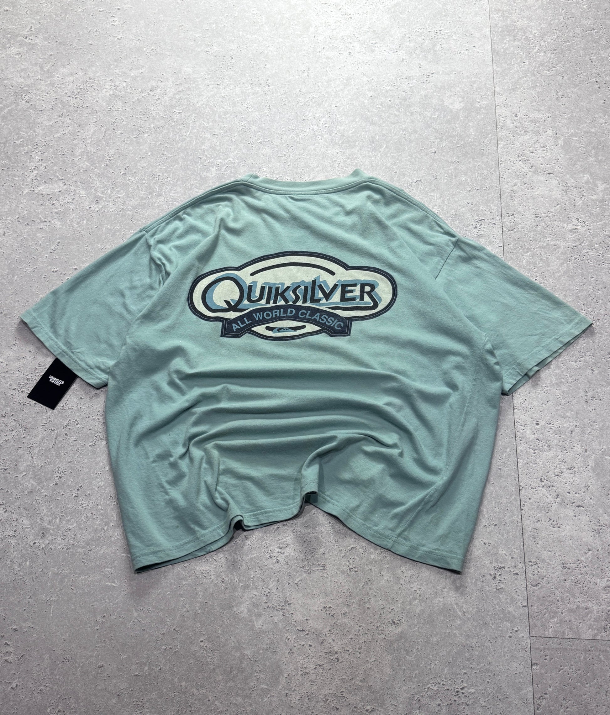 Vintage 90s Quiksilver All World Classic Surfwear Tee (XL)