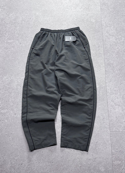 Vintage 2000s Umbro Spellout Track Pants (L)