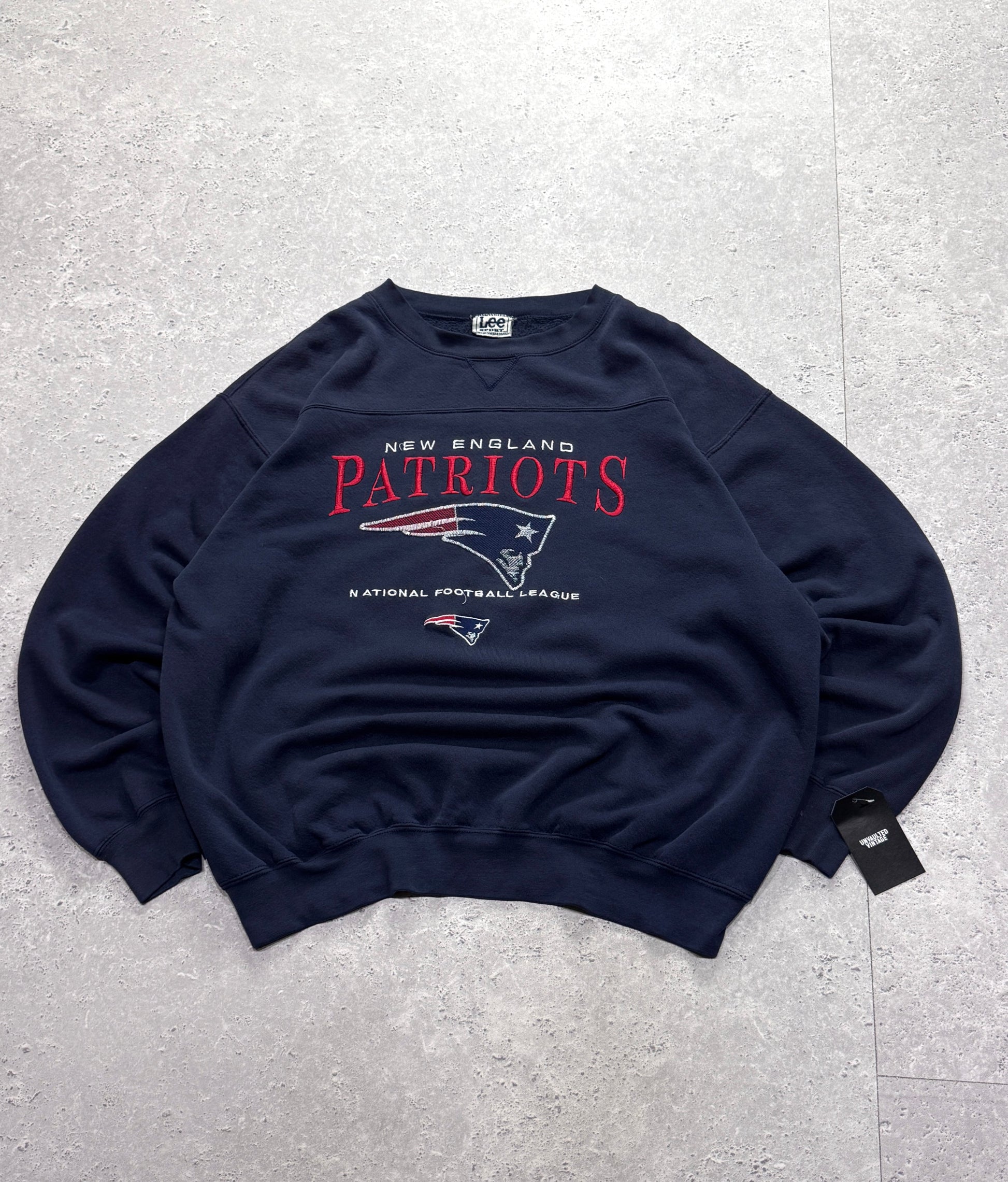Vintage 2000s New England Patriots NFL Sweater (XL)