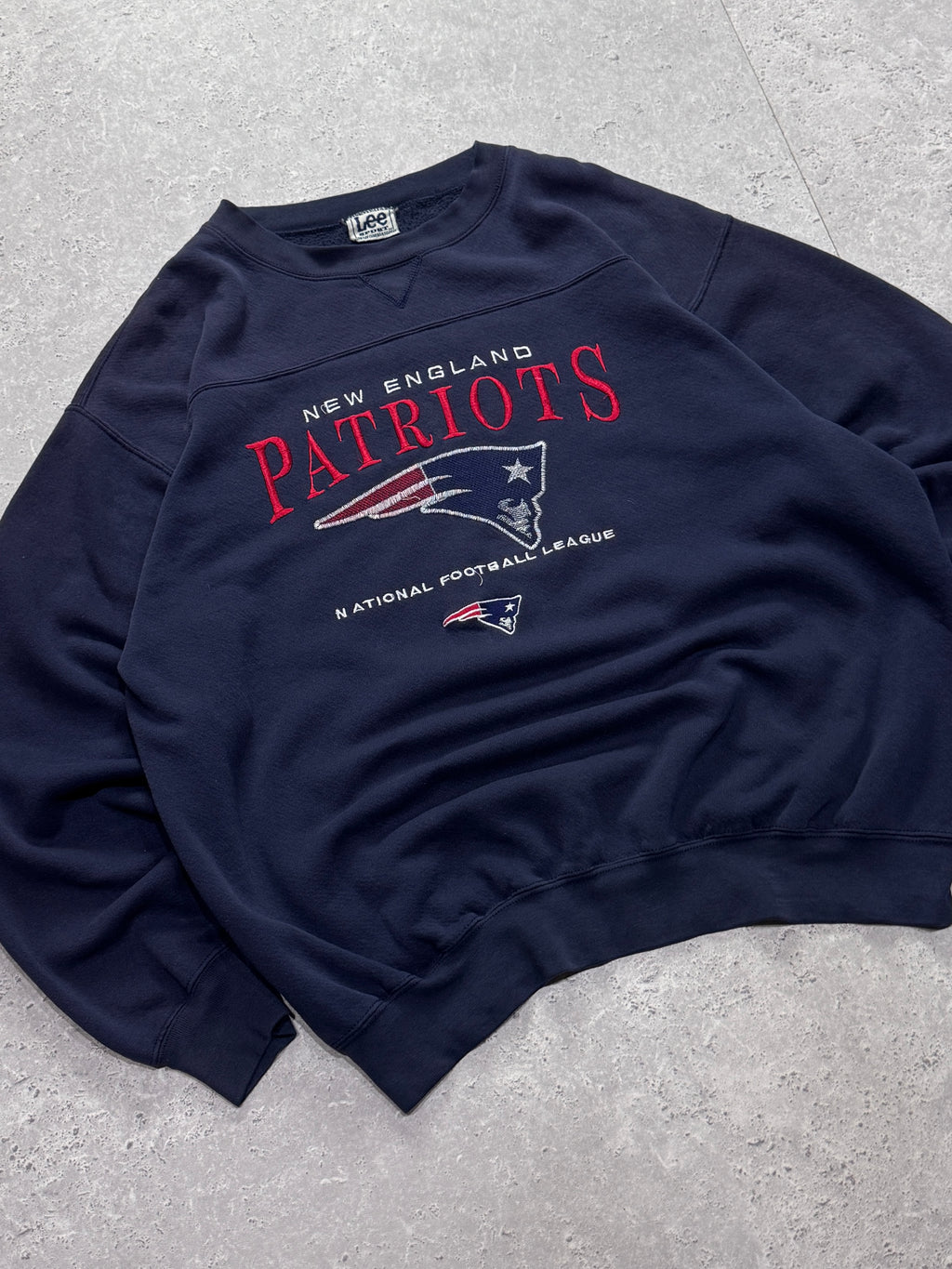 Vintage 2000s New England Patriots NFL Sweater (XL)