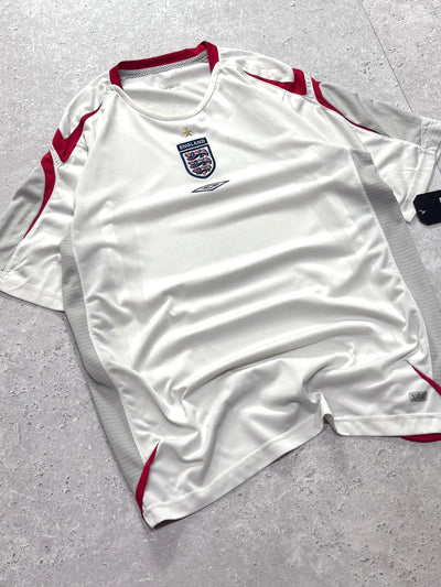 Vintage 2000s Umbro X England Football Jersey (L)