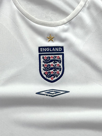 Vintage 2000s Umbro X England Football Jersey (L)