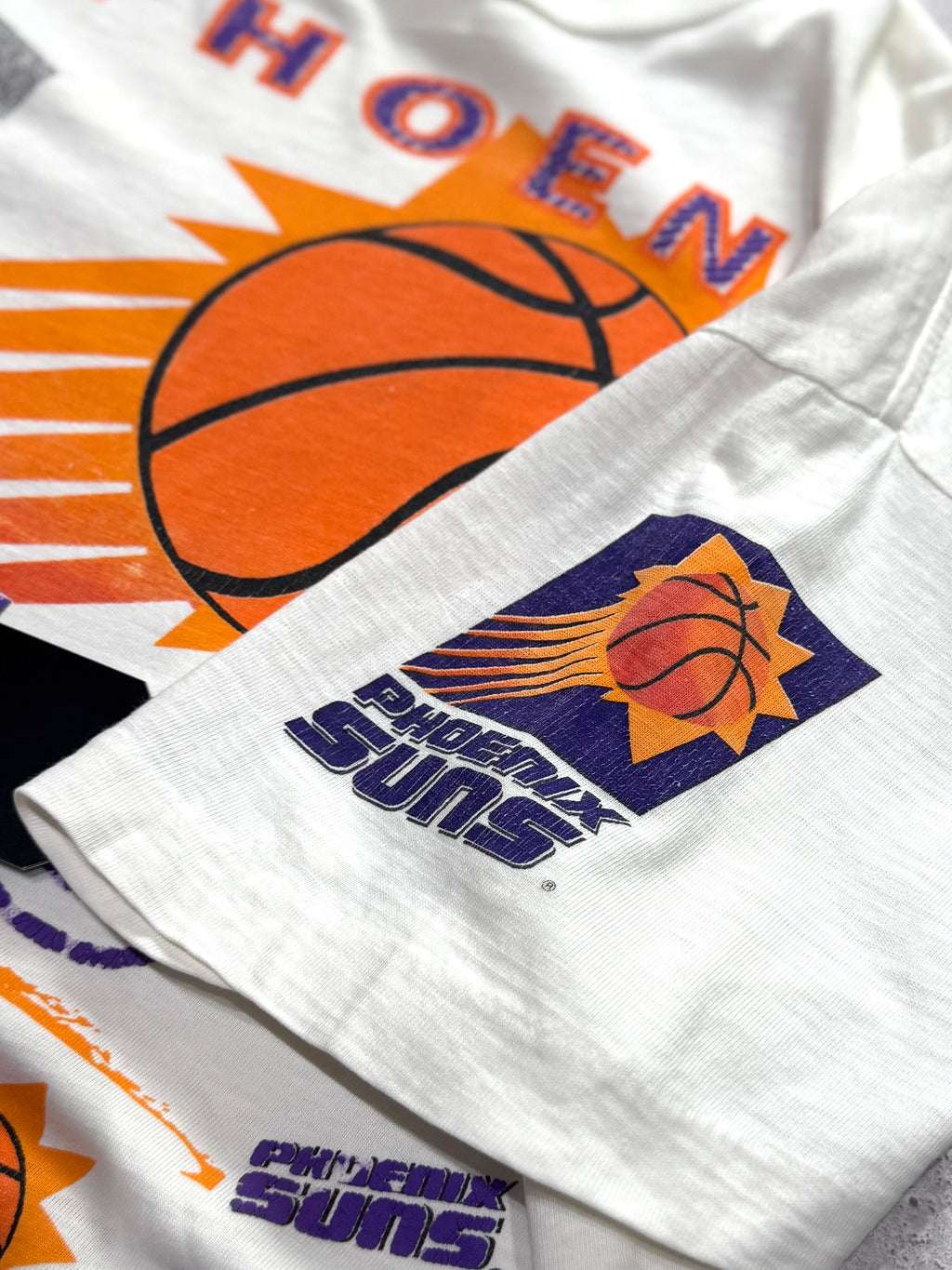Vintage 90s Phoenix Suns NBA Tee (L)