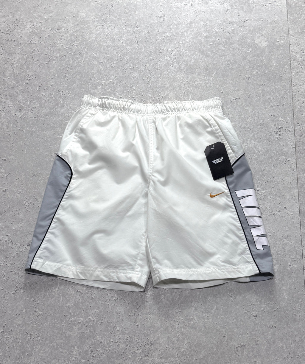 Vintage 2000s Nike Spellout Track Shorts (S)