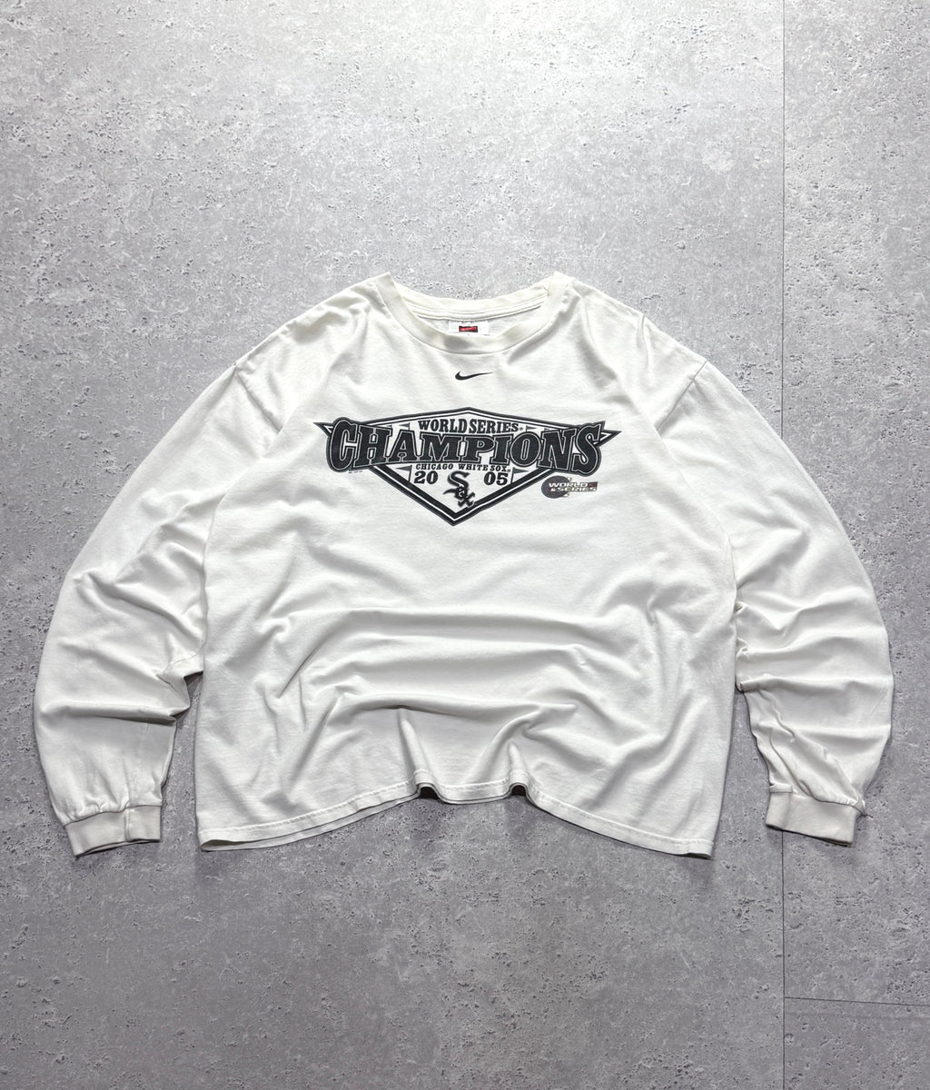Vintage 2005 Nike X Chicago White Sox MLB Long Sleeve Tee (L)