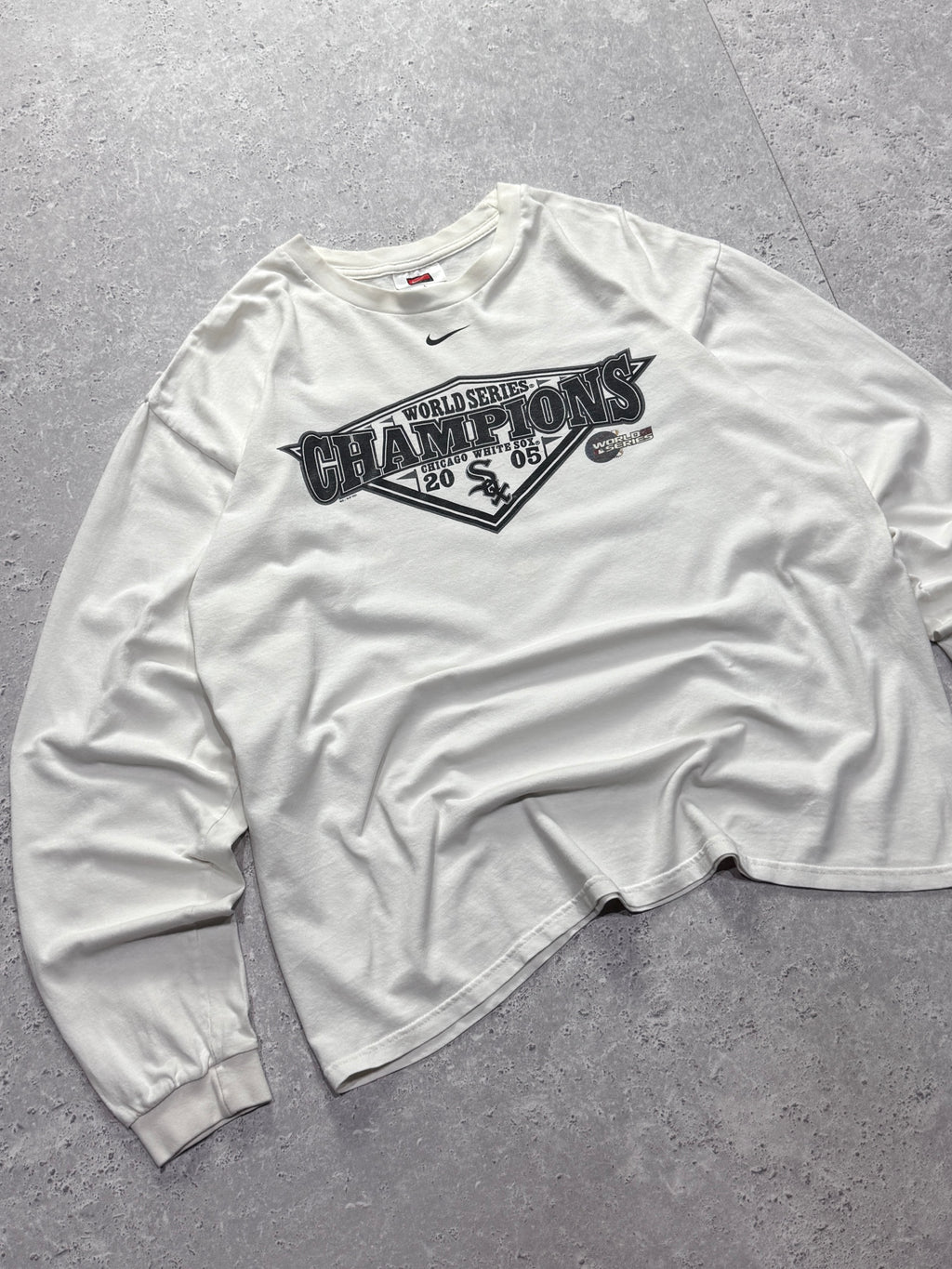 Vintage 2005 Nike X Chicago White Sox MLB Long Sleeve Tee (L)