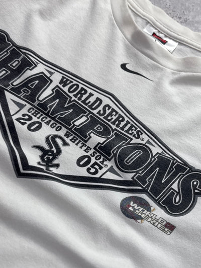 Vintage 2005 Nike X Chicago White Sox MLB Long Sleeve Tee (L)