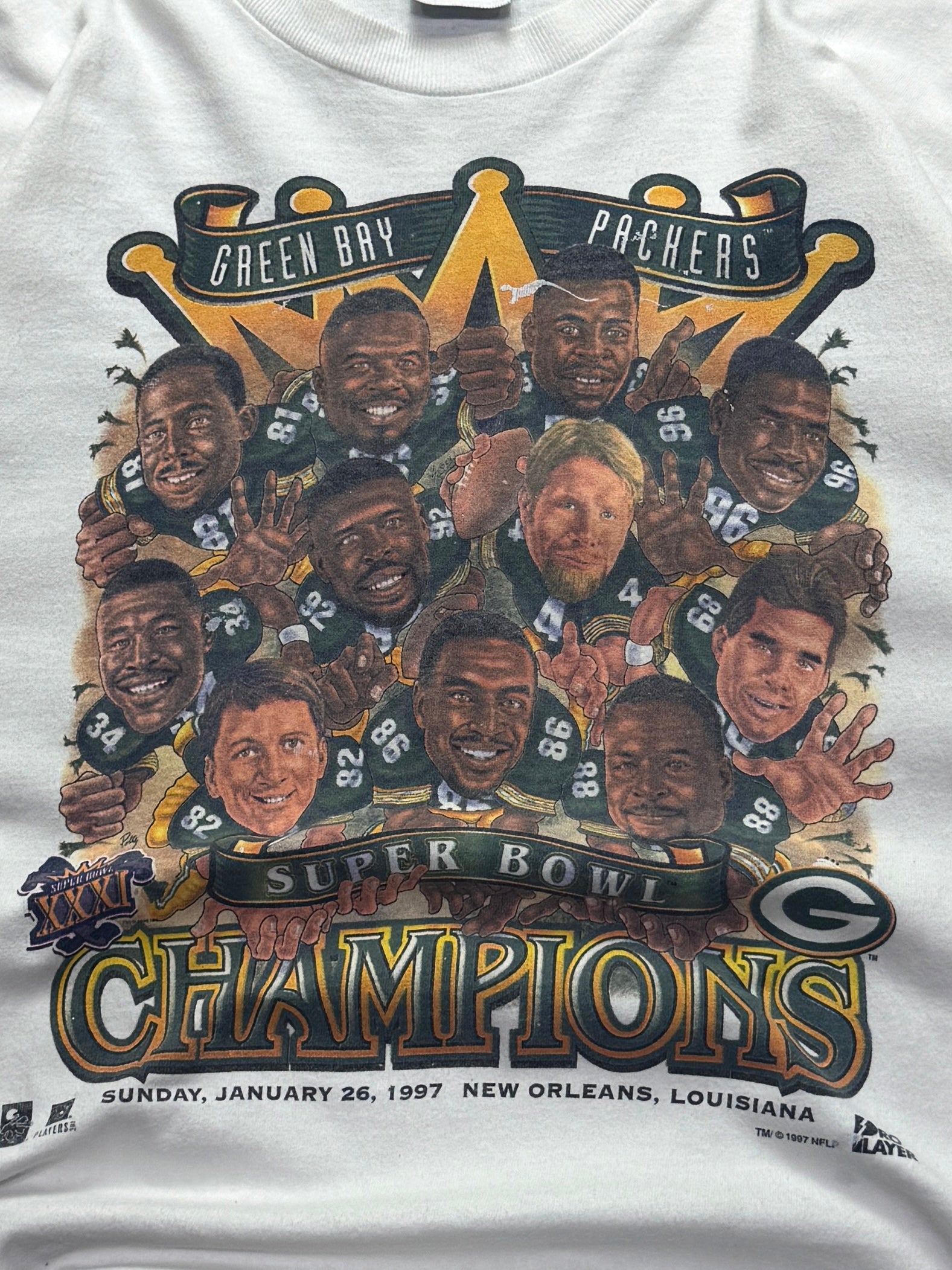 Vintage 1997 Greenbay Packers NFL Caricature Tee (XL)