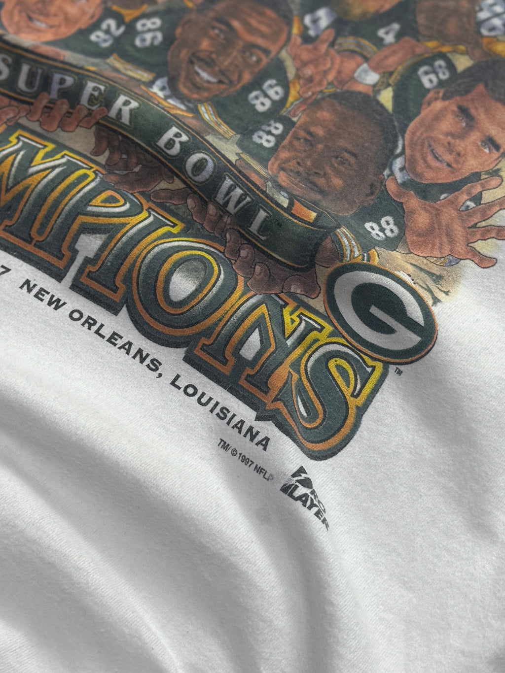 Vintage 1997 Greenbay Packers NFL Caricature Tee (XL)