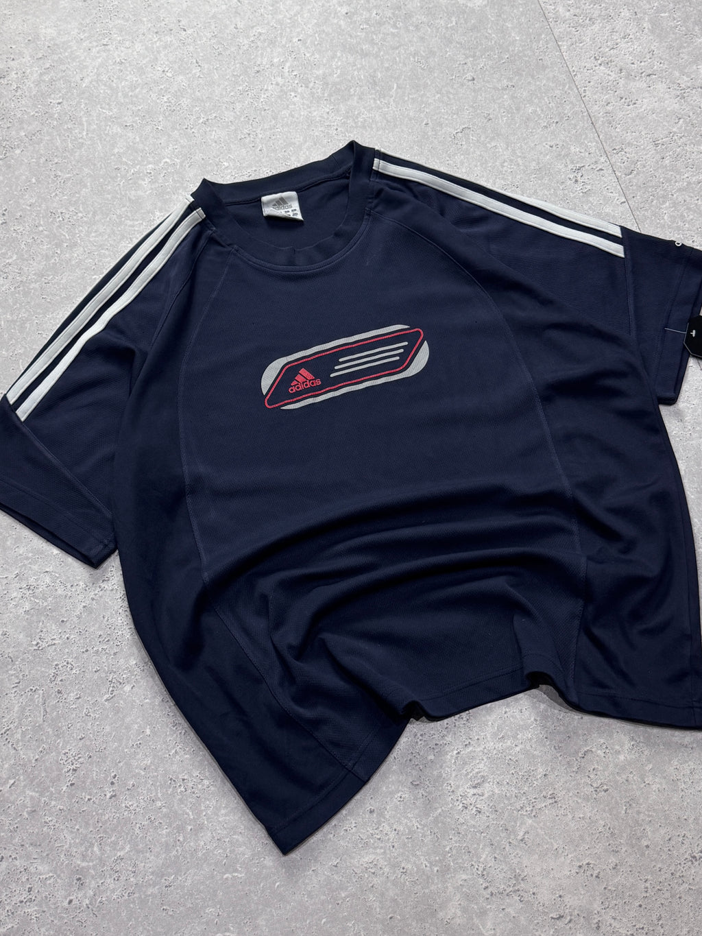 Vintage Y2K Adidas Spellout Training Tee (XL)