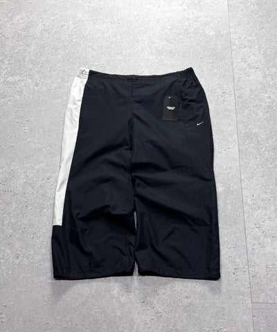 Vintage 2000s Nike Women’s Capris (L)