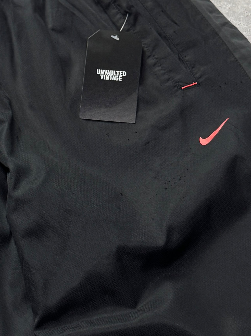 Vintage 2000s Nike Track Shorts (L)