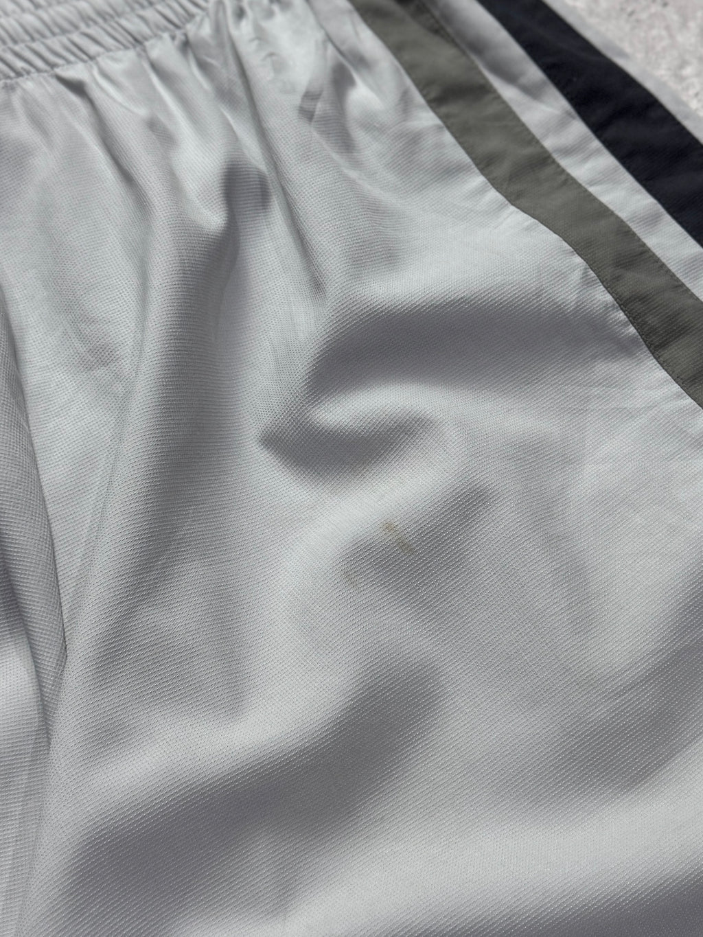 Vintage 2000s Adidas 3/4 Track Shorts (34”)