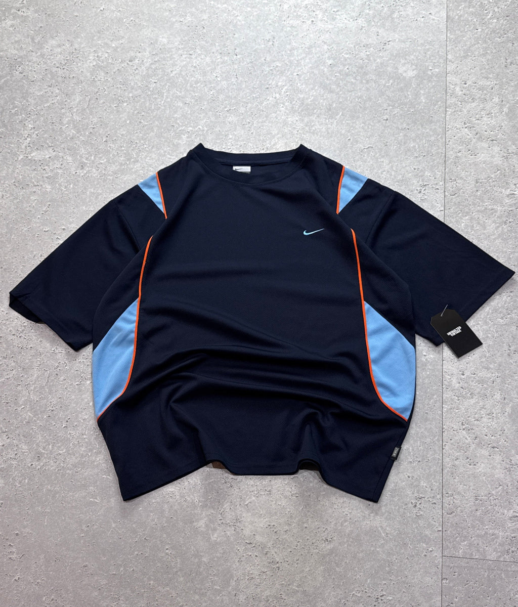 Vintage 2000s Nike Training Tee (XL)