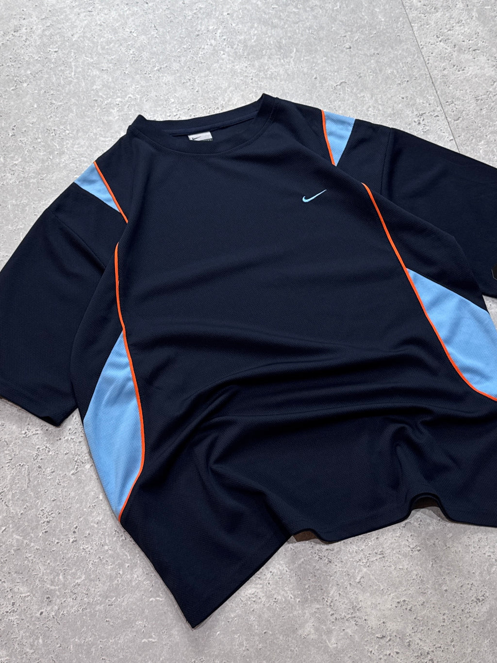 Vintage 2000s Nike Training Tee (XL)