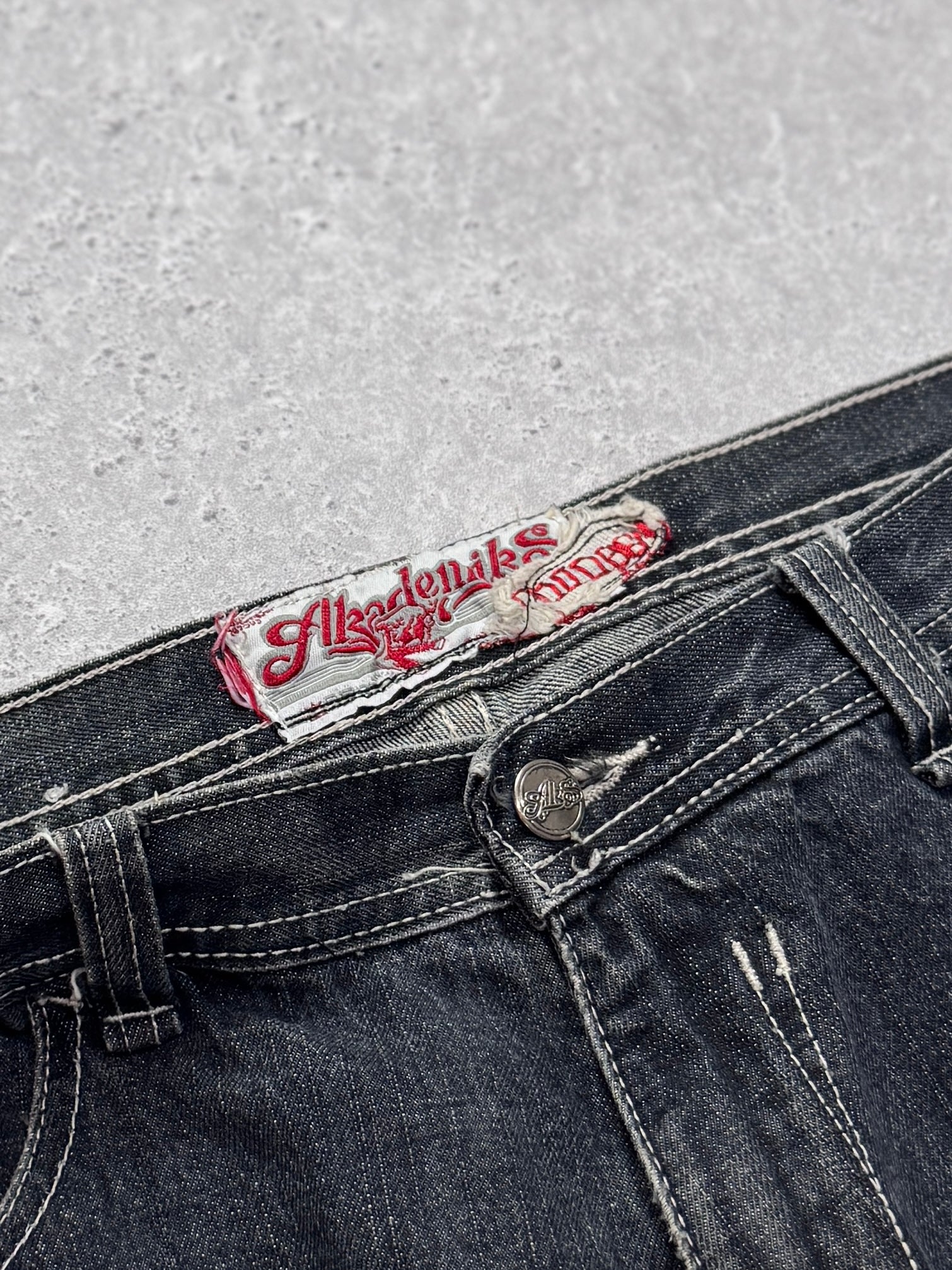 Vintage Y2K Alkademik Graphic Skate Jeans (36")
