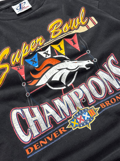 Vintage 90s Denver Broncos Superbowl NFL Tee (XL)