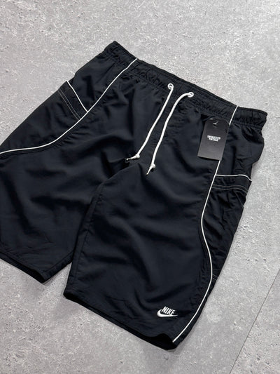 Vintage 2000s Nike Track Shorts (M)