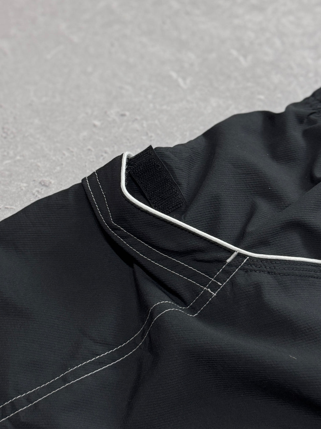 Vintage 2000s Nike Track Shorts (M)