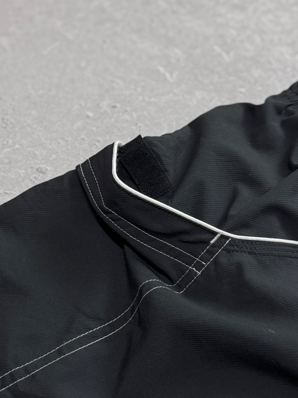 Vintage 2000s Nike Track Shorts (M)
