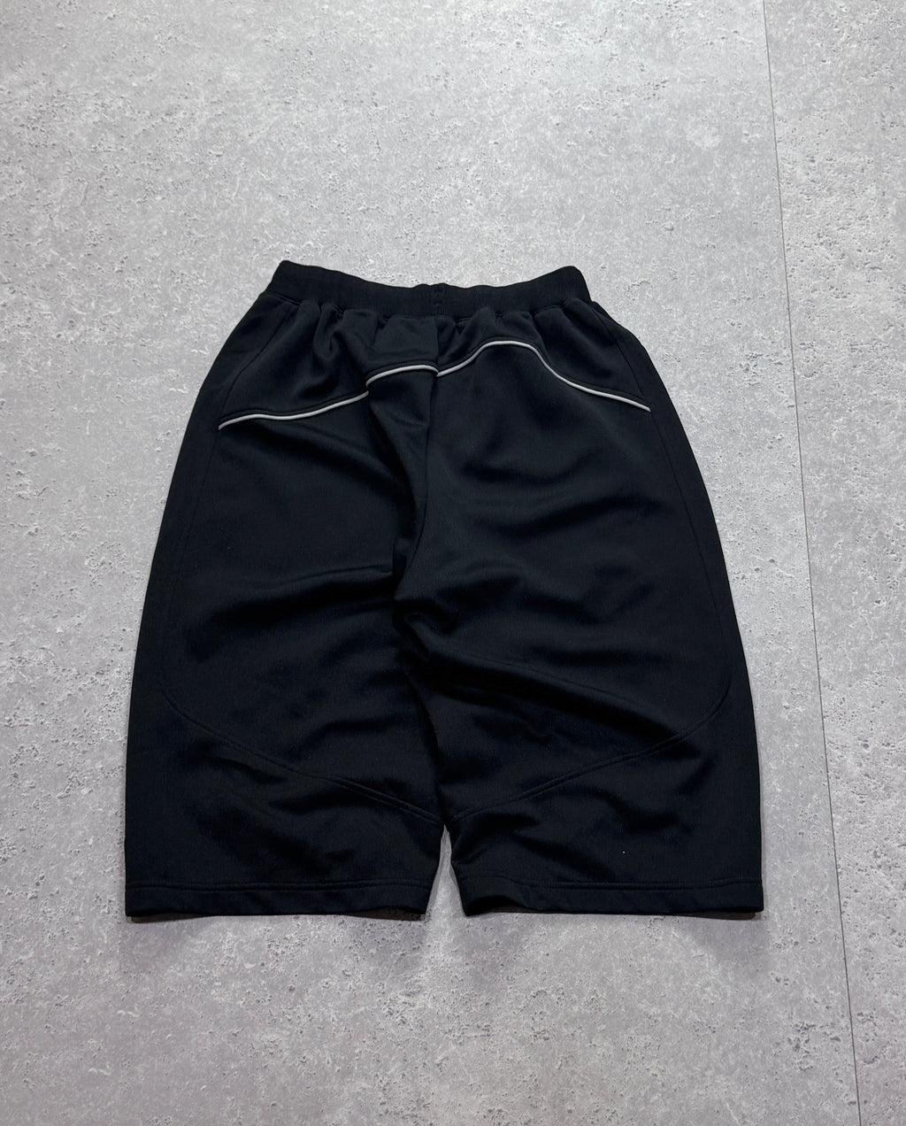 Vintage 2000s Nike Track Shorts (L)
