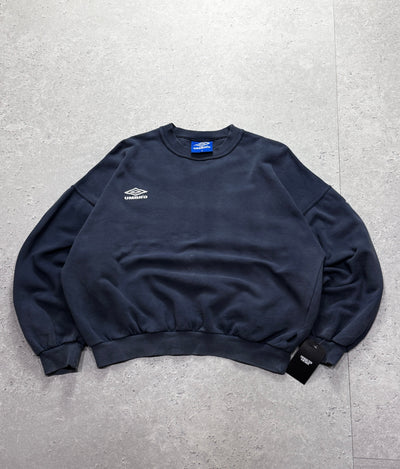 Vintage 2000s Umbro Embroidered Sweater (M)