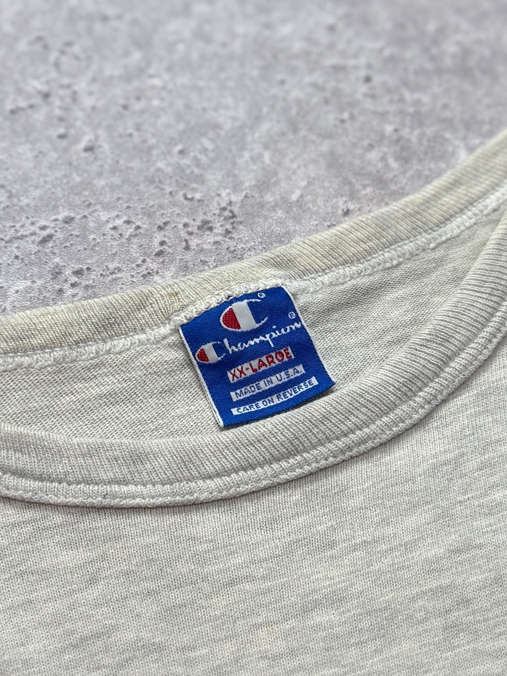 Vintage 90s Champion X Cleveland Cavs NBA Tee (L)