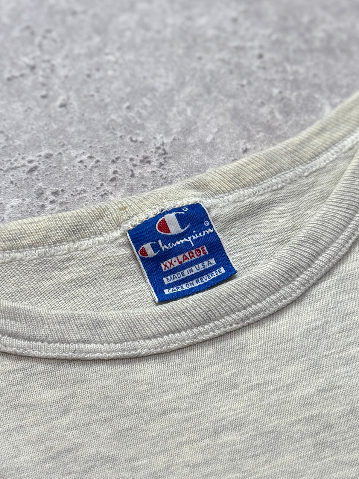 Vintage 90s Champion X Cleveland Cavs NBA Tee (L)