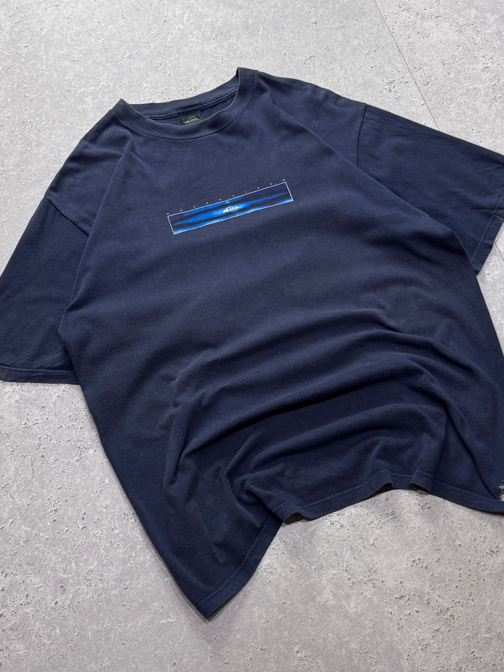 Vintage 2000s Quiksilver Spellout Tee (L)