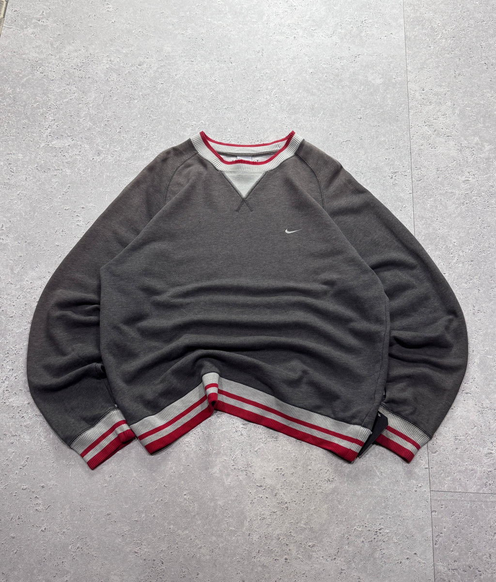 Vintage 2000s Nike Embroidered Sweater (XL)