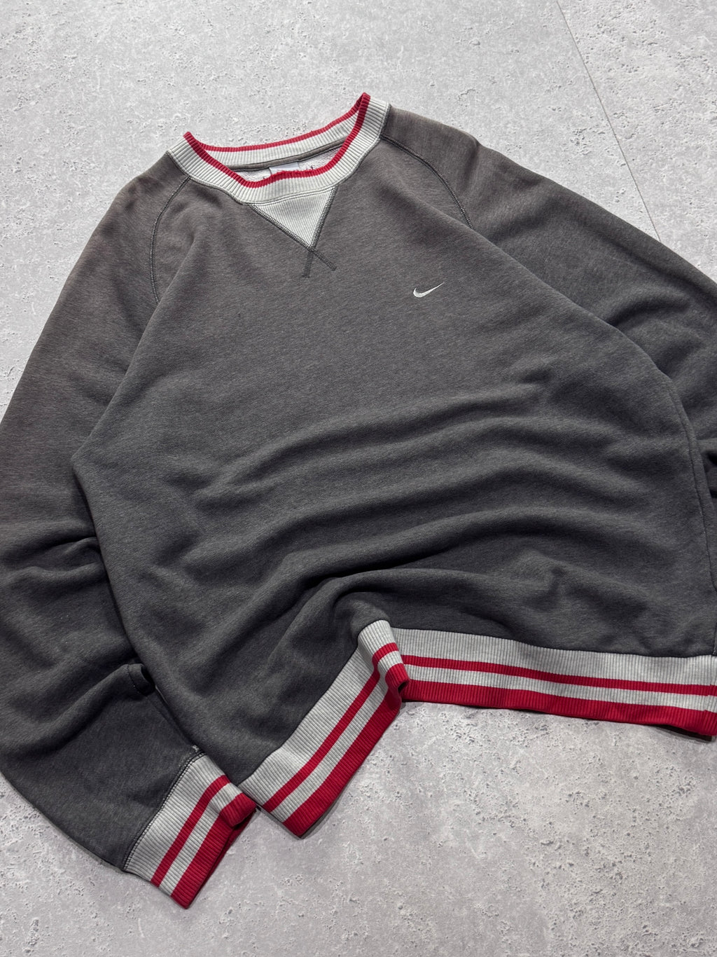 Vintage 2000s Nike Embroidered Sweater (XL)