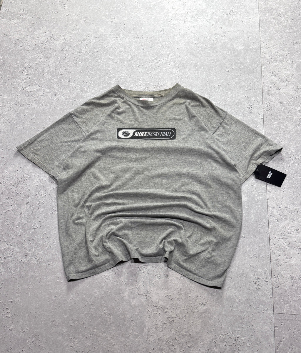 Vintage 90s Nike Basketball Spellout Tee (XL)