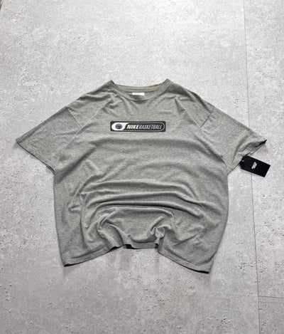 Vintage 90s Nike Basketball Spellout Tee (XL)