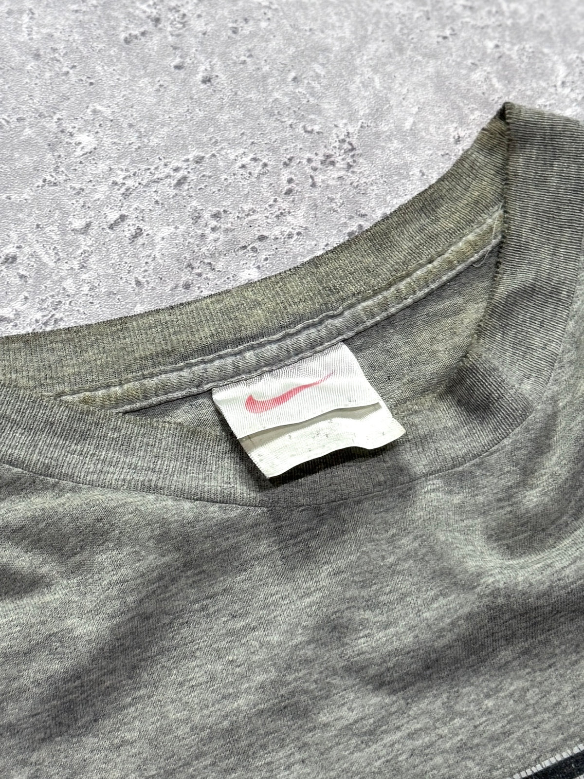 Vintage 90s Nike Basketball Spellout Tee (XL)