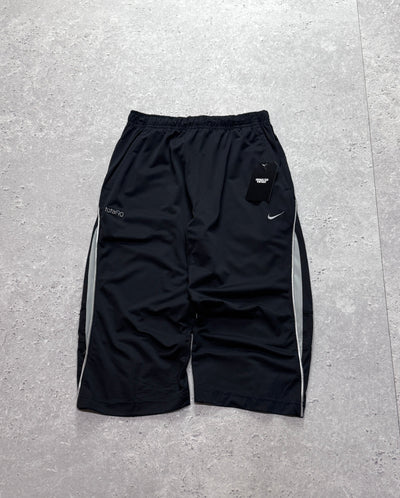 Vintage 2000s Nike Total 90 3/4 Track Shorts (XS)