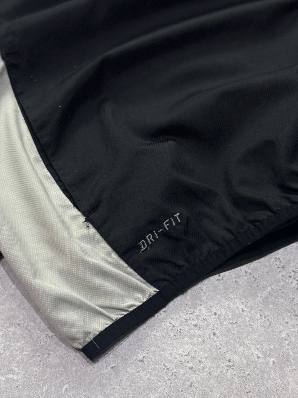 Vintage 2000s Nike Pullover Windbreaker Jacket (M)