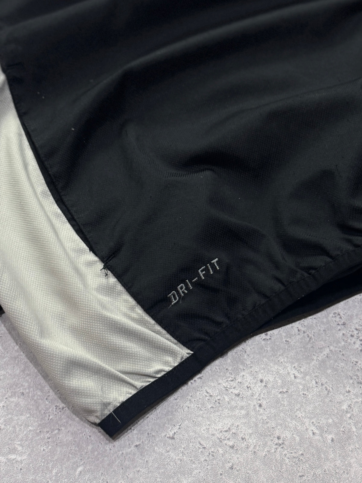 Vintage 2000s Nike Pullover Windbreaker Jacket (M)