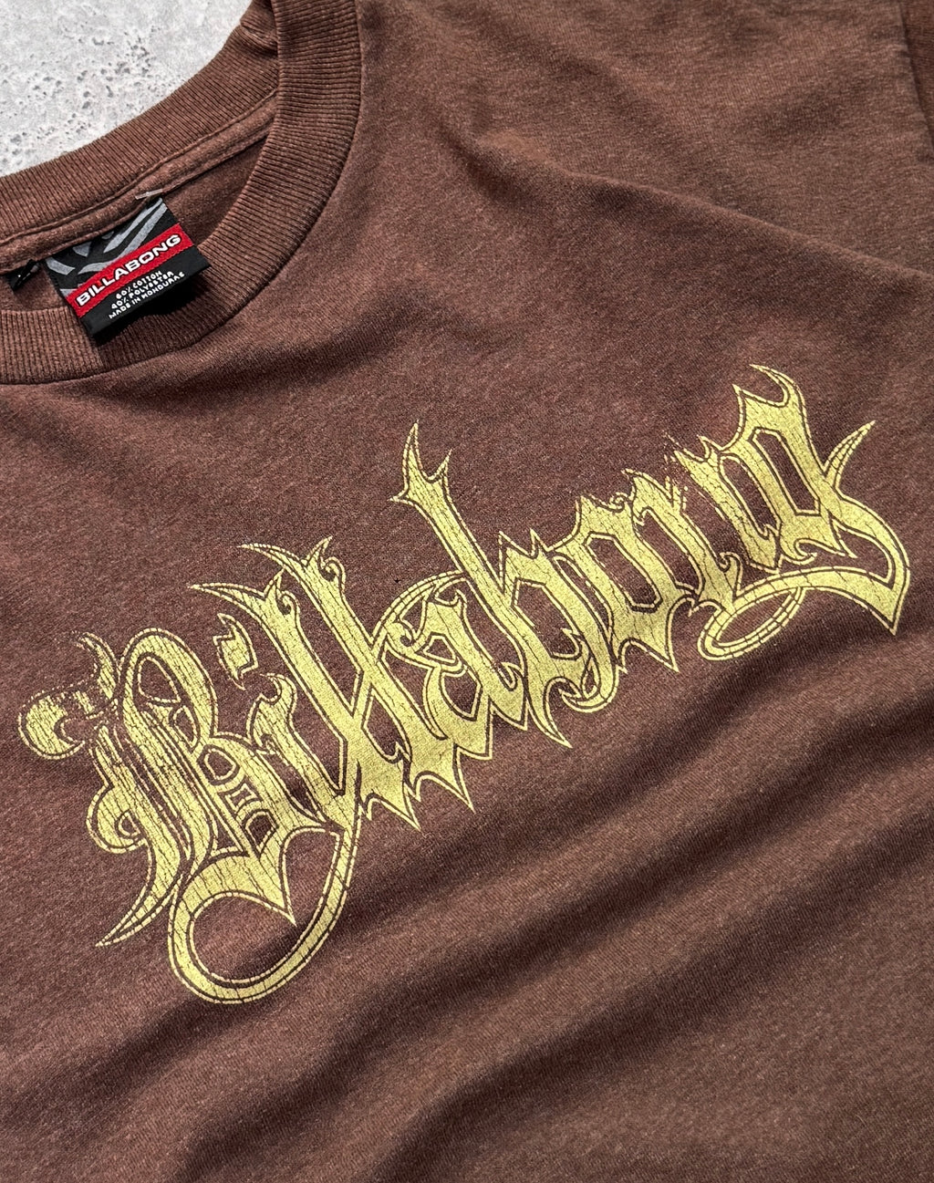 Vintage 2000s Billabong Spellout Tee (M)