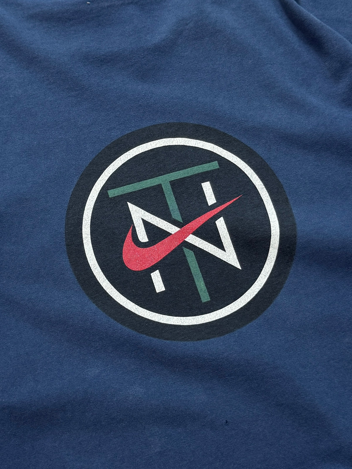 Vintage 90s Nike Town Spellout Tee (M)