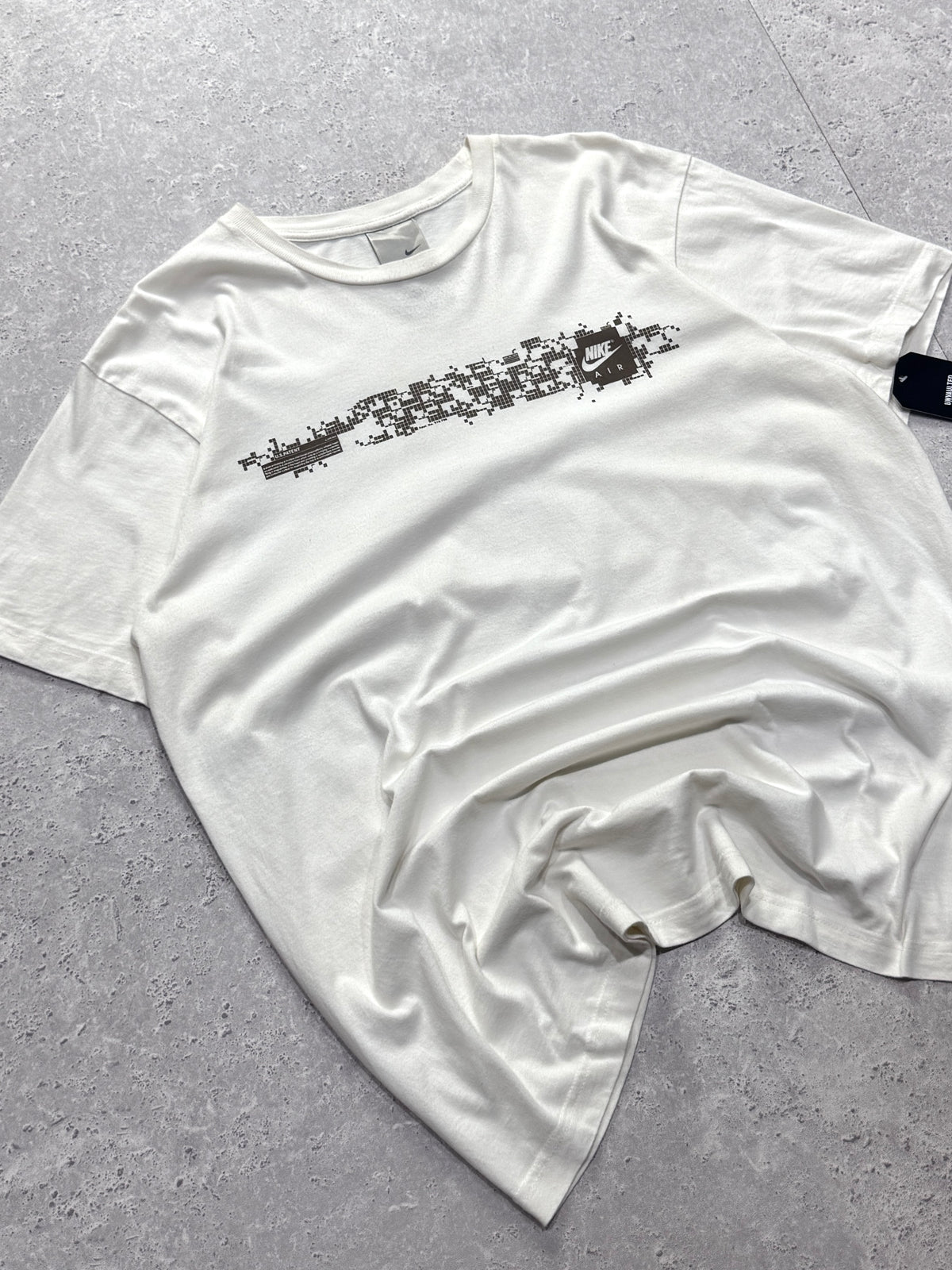 Vintage 2000s Nike Air Spellout Tee (XL)