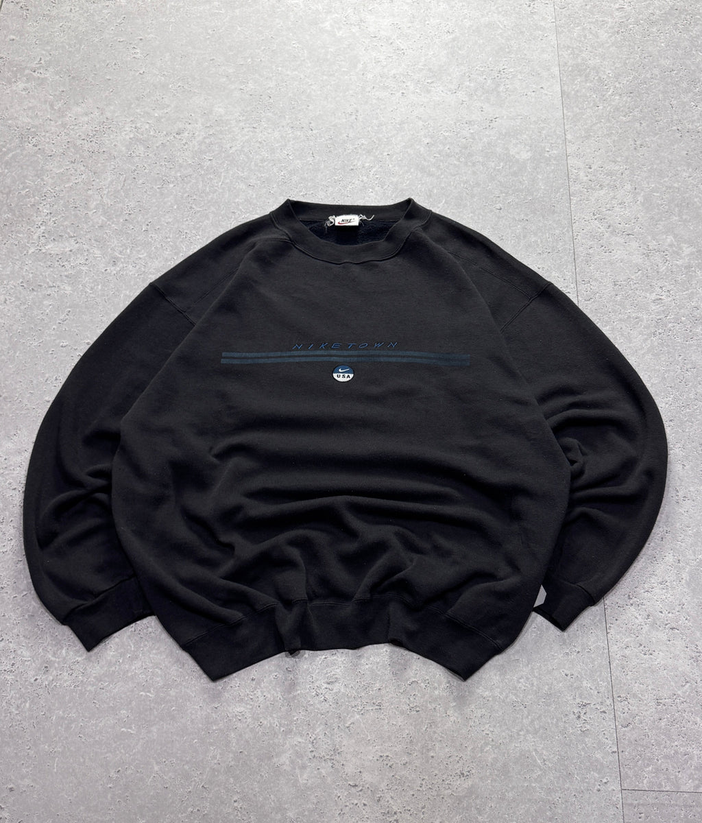 Vintage 90s Nike Town Spellout Sweater (XL)