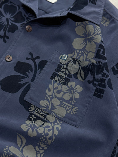 Vintage 2000s Body Glove Floral Button Up Shirt (M)
