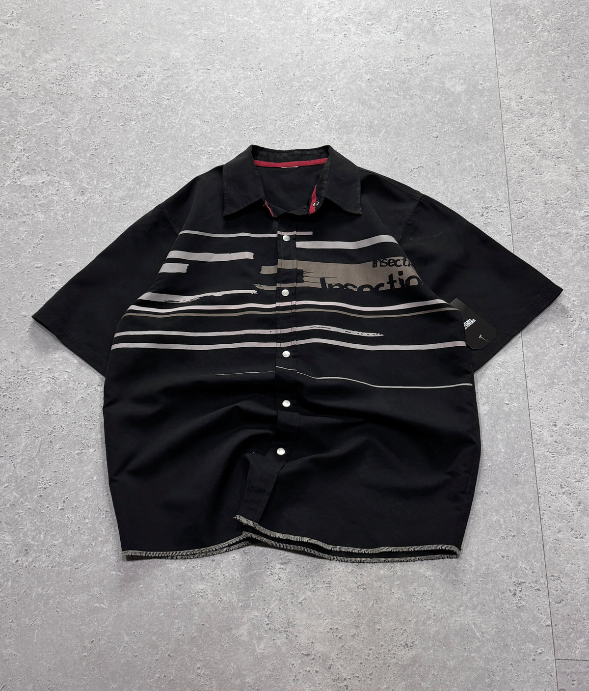Vintage Y2K Graphic Button Up Shirt (L)