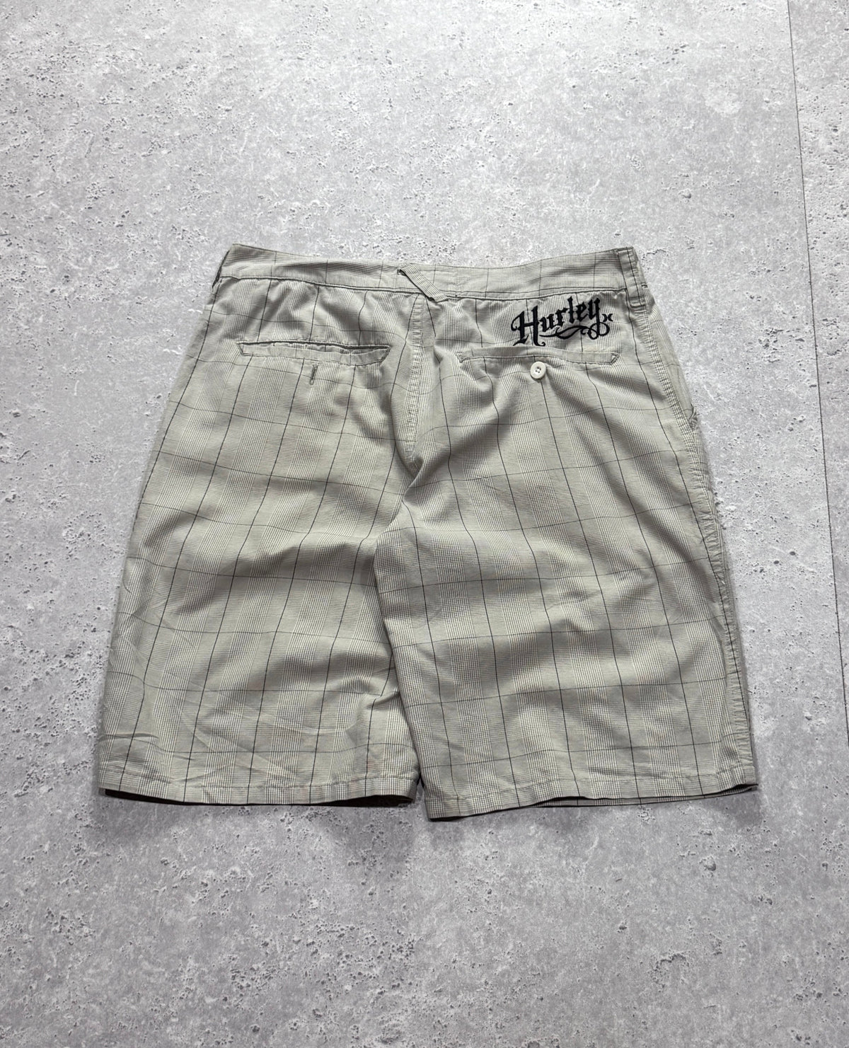 Vintage Y2K Hurley Plaid Skate Shorts (30”)