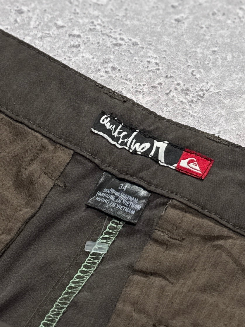 Vintage Y2K Quiksilver Cargo Shorts (34”)