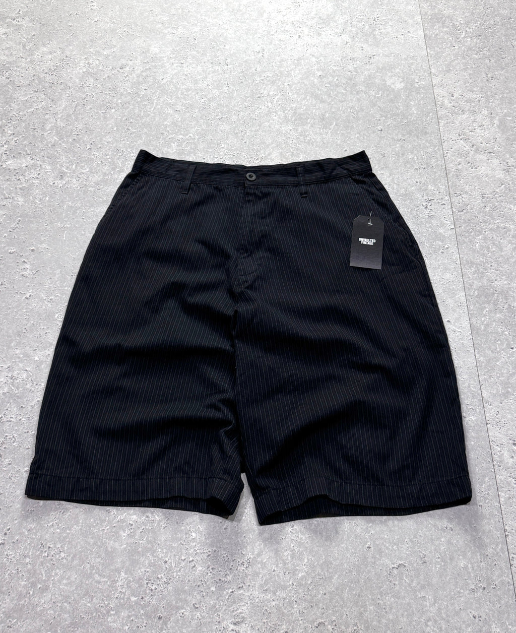 Vintage 2000s Pin Striped Dress Shorts (34”)