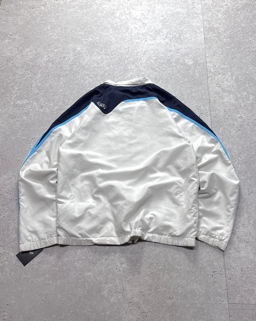 2000s Umbro X West Bromwich Albion Football Windbreaker Jacket (L)