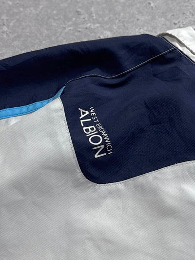 2000s Umbro X West Bromwich Albion Football Windbreaker Jacket (L)