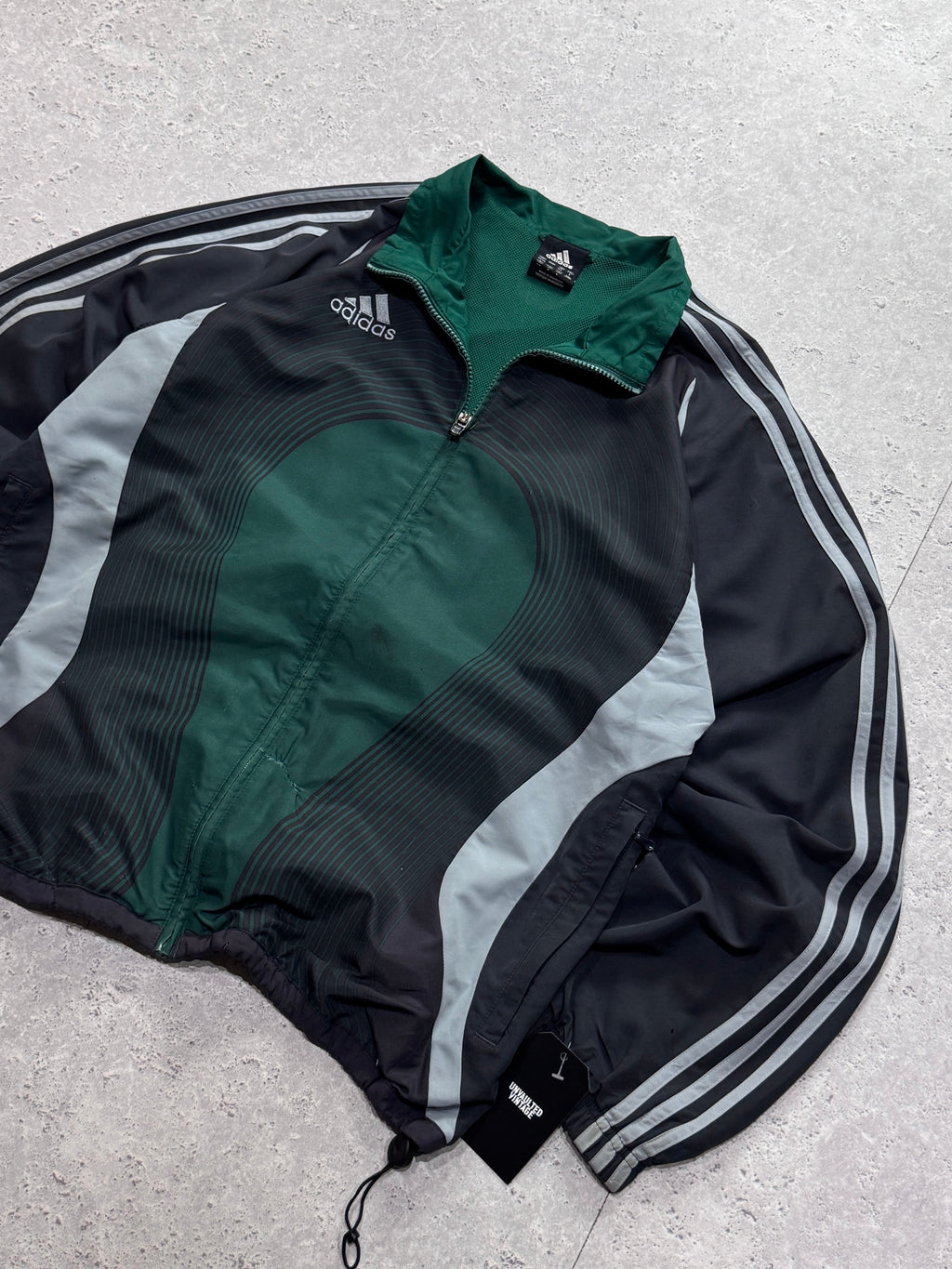 Vintage Y2K Adidas Futbol Windbreaker Jacket (M)