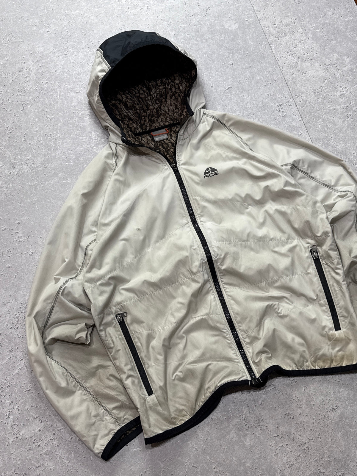 Vintage Nike ACG Utility Windbreaker Jacket (XL)
